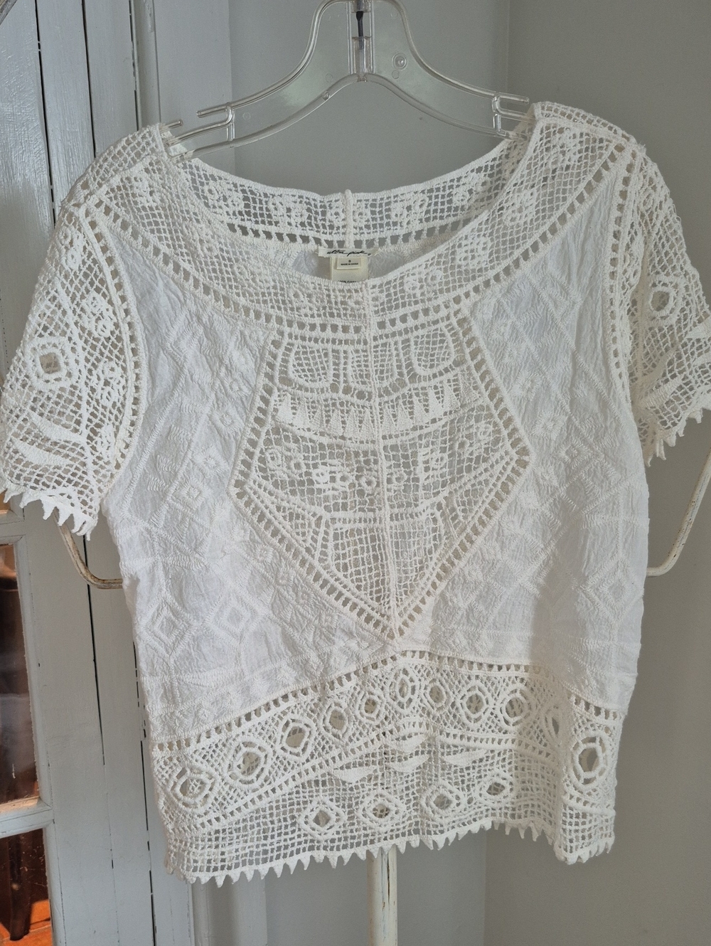 Ultra Pink White Crochet Lace Short Sleeve Top